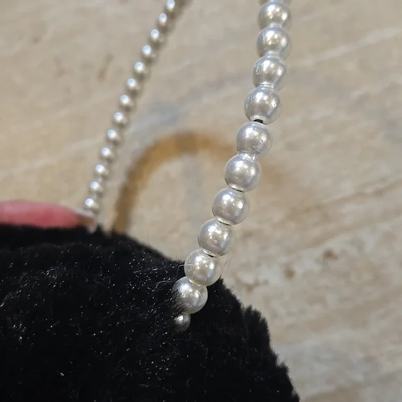 Stylish Faux Pearl Accent Black Earmuffs - Picture 2 of 5